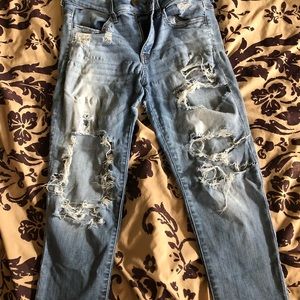Distressed cropped jeggings
